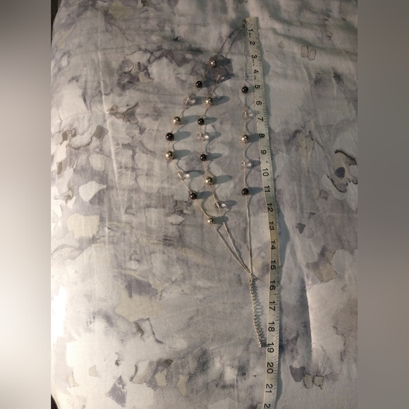 Layered faux Pearl silver black clear chain necklace - Picture 12 of 15